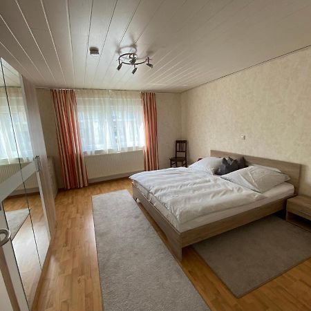 Ferienwohnung-Gasthaus Zum Ross エアレンバッハ・アム・マイン エクステリア 写真